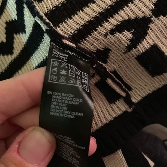 AZTEC PRINT CARDIGAN - Picture 5 of 5